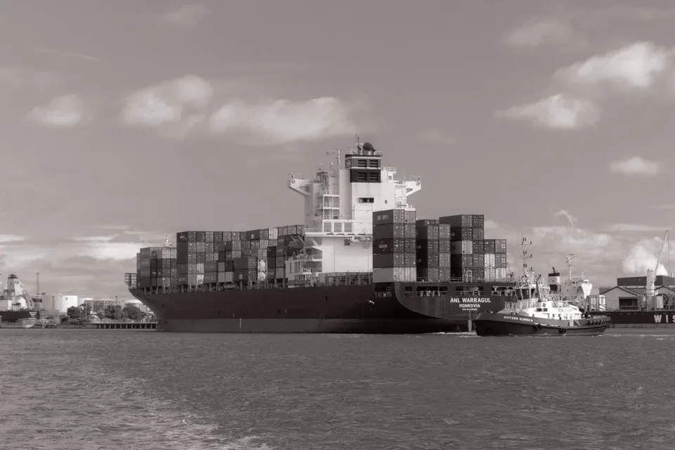 Maritim și portuar